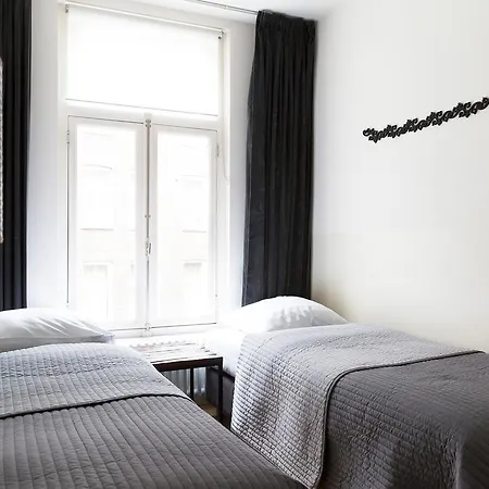 Aparthotel Marnix360apartments Design 4*